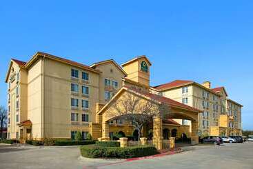 Hotel La Quinta By Wyndham Dfw Airport South / Irving