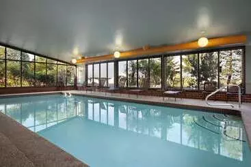 فندق Embassy Suites By Hilton Portland Maine