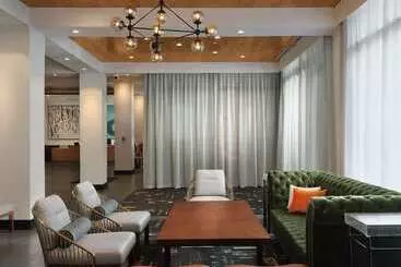 Hotel The Landing At Hampton Marina, Tapestry Collection By Hilton