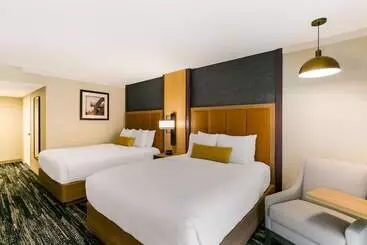 Best Western Premier The Central Hotel & Conference Center