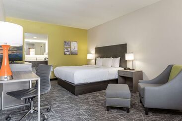 هتل Quality Inn Asheville Downtown Tunnel Rd