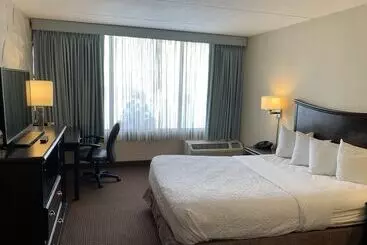 Hotelli Albany Airport Inn