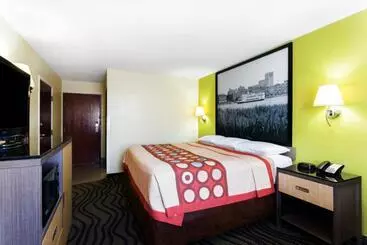 酒店 Super 8 By Wyndham Brunswick/st Simons Island Area