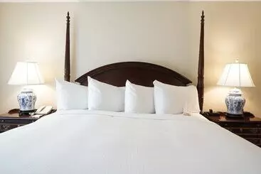 Otel The Simsbury Inn