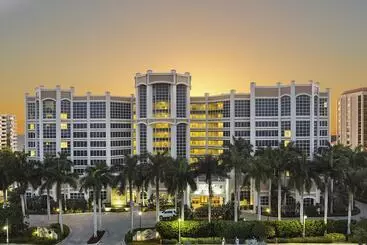 リゾートホテル Marco Beach Ocean Suites