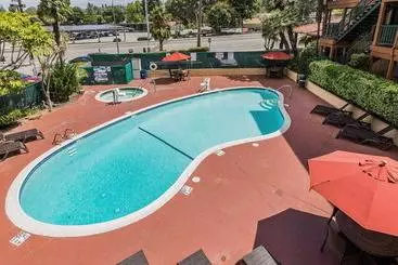 Отель 818 + Pool, Ascend Collection