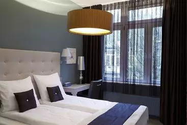 בית מלון כפרי Cityden Museum Square