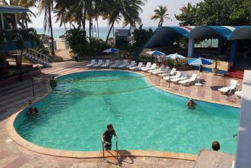 هتل Villa Los Pinos