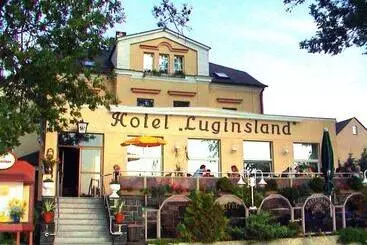 酒店 Luginsland