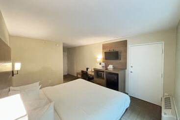 호텔 Baymont By Wyndham Lake Park Valdosta I75