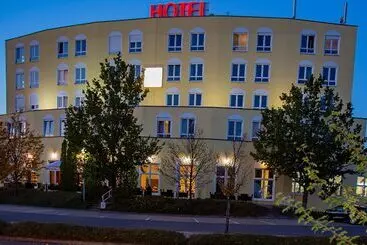 Otel Belmondo Leipzig Airport