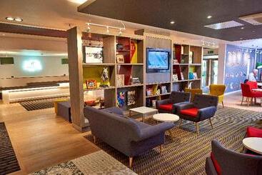 ホテル Holiday Inn Northampton West M1 Junc 16, An Ihg