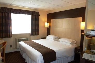 فندق Lodge At Leeming Bar