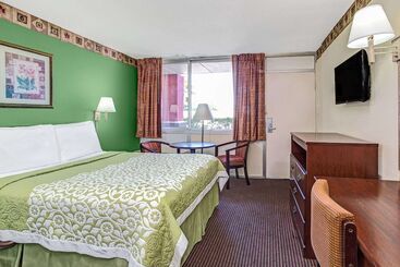 בית מלון כפרי Days Inn By Wyndham York Alabama