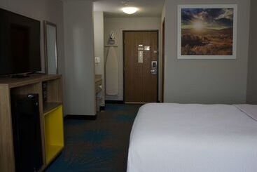 فندق Days Inn By Wyndham Colby