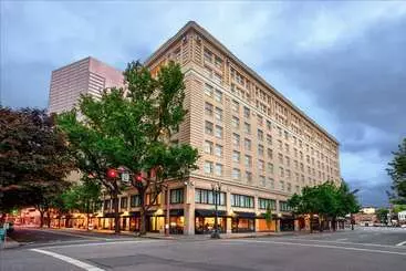 Hotel Embassy Suites By Hilton Portland Downtown