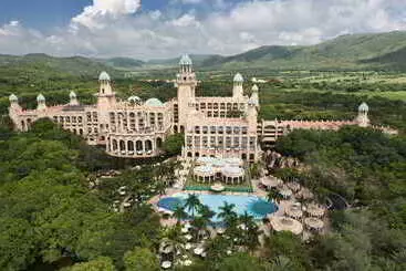 هتل The Palace Of The Lost City At Sun City Resort
