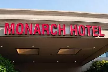 Monarch Hotel & Conference Center