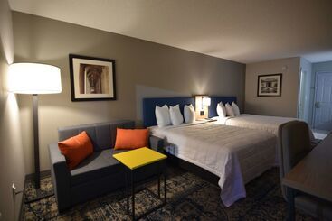 Отель Baymont By Wyndham Pine Grove I 81