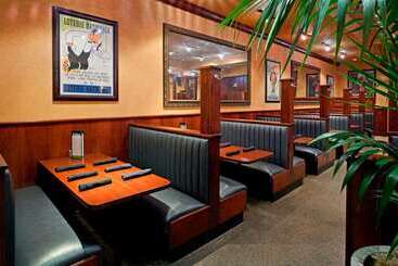 호텔 Hilton Springfield