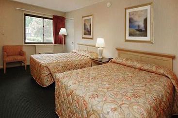 هتل Courtyard Poughkeepsie