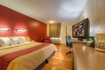 酒店 Red Roof Inn Tulsa