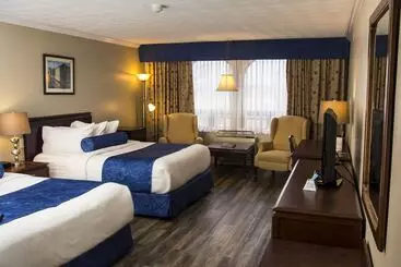 호텔 The Fredericton Inn