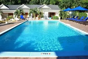 هتل The Britannia