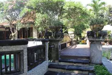 Resort Besakih Beach