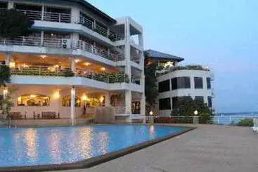 Hinsuay Namsai Resort