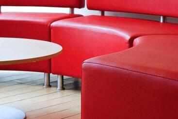 בית מלון כפרי Ibis Strasbourg Aeroport Le Zenith