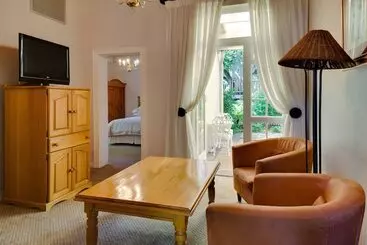 Protea Hotel By Marriott Dorpshuis & Spa Stellenbosch