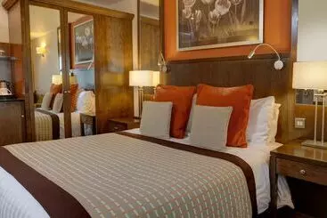 Best Western Plus Milford Hotel