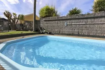 Cunningham Shore Motel