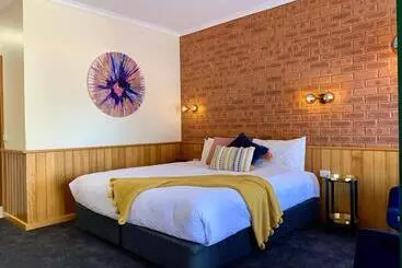 ホテル Golden River Motor Inn