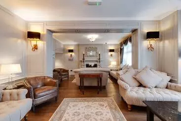 The Empire Hotel & Spa