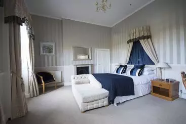 Hotel The Mill House