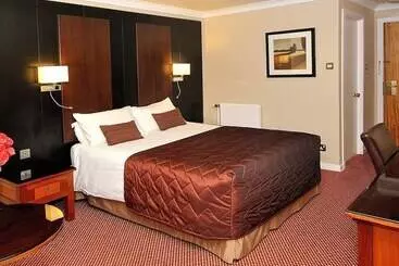 Stirling Highland Hotel  Part Of The Cairn Collection