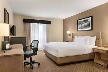 ホテル Travelodge Suites By Wyndham Moncton