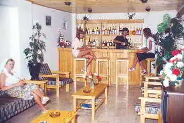 Eleonora Hotel Apartments