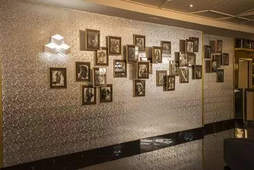 هتل آپارتمان Lancaster House