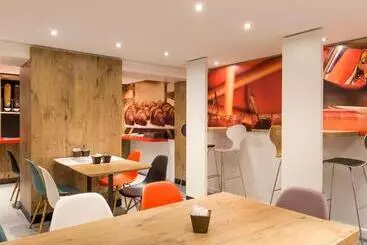 ホテル Ibis Paris Pèrelachaise