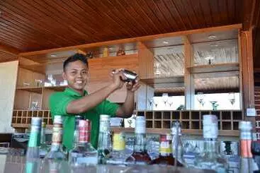 ホテル Merumatta Senggigi Lombok