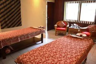 ホテル Merumatta Senggigi Lombok