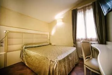 فندق Villa Dei Tigli 920 Liberty Resort