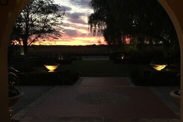 فندق Barossa House