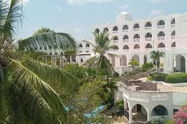 Hotel Kaskazi Beach