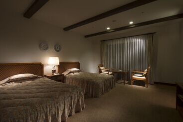 Hotel Shima Spain Mura