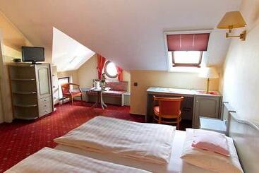 בית מלון כפרי Restaurant Dahm