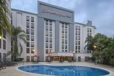 ホテル Hampton Inn By Hilton Monterrey/galeríasobispado